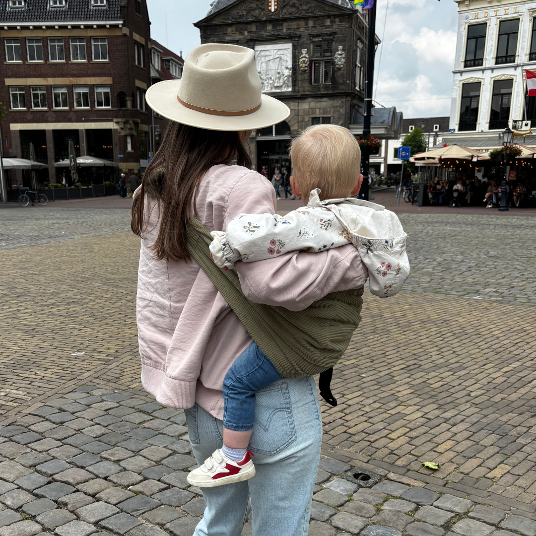 TODDLER CARRIER